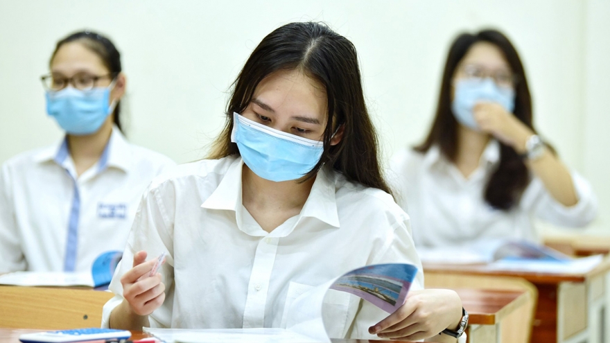 “Đóng sập cửa” khối C: Bộ GD-ĐT yêu cầu các trường bảo đảm quyền lợi thí sinh